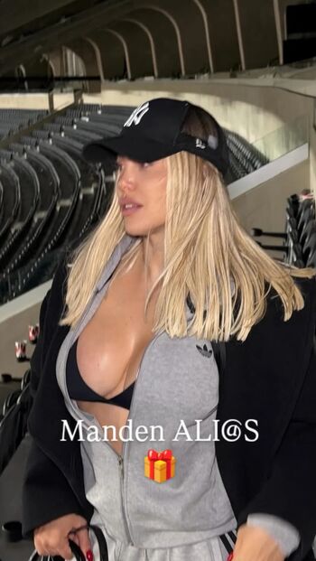 Full leaked Wanda nara private onlyfans photo