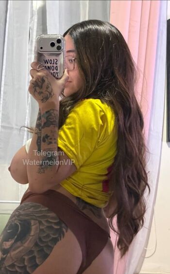 Full leaked Watermelon private onlyfans photo