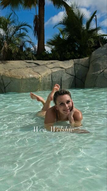 Full leaked Wee welshie private onlyfans photo