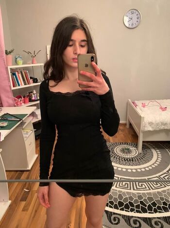 Full leaked Weirdrole private onlyfans photo
