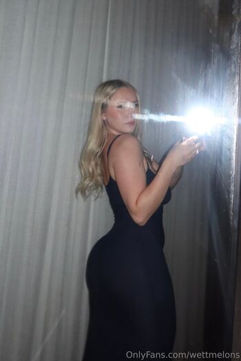 Full leaked Wettmelons  page private onlyfans photo
