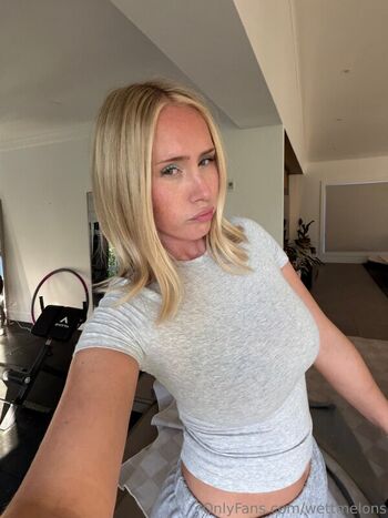 Full leaked Wettmelons  page private onlyfans photo