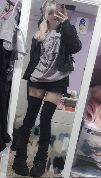 Full leaked Whimsilux private onlyfans photo