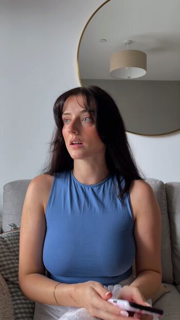 Full leaked Emily addison/ private onlyfans photo