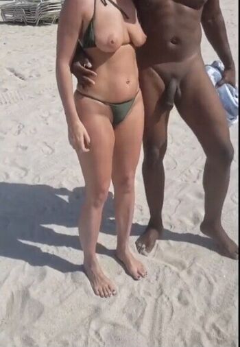 Full leaked Subby bunny / private onlyfans photo