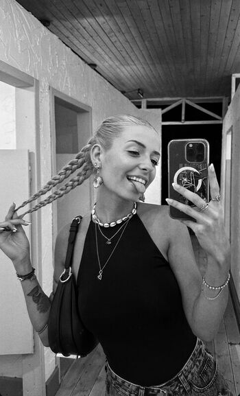 Full leaked Tao wickrath/ private onlyfans photo