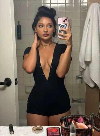 Full leaked Chio paleta/ private onlyfans photo