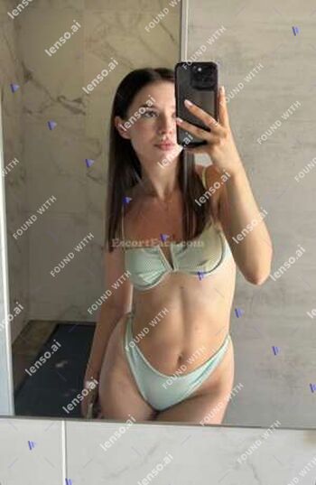 Full leaked Who is this / private onlyfans photo