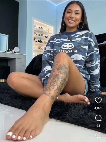 Full leaked Tattedbabe/ private onlyfans photo