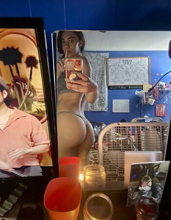 Full leaked Lily lane / private onlyfans photo