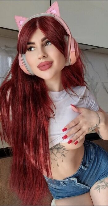 Full leaked Chloe tailor/ private onlyfans photo