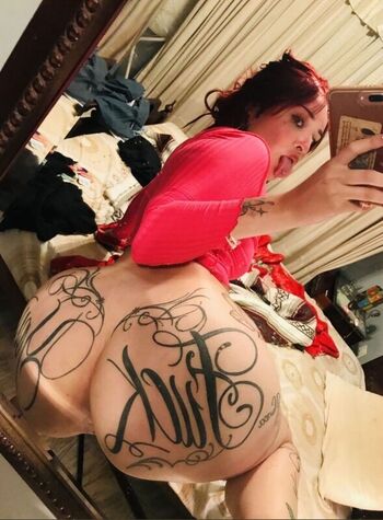 Full leaked Laura margesin/ private onlyfans photo