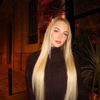 Full leaked Pamela reif/ private onlyfans photo