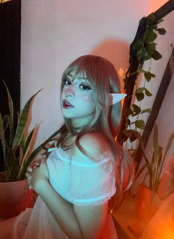 Full leaked Abi greasley/ private onlyfans photo