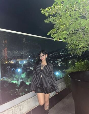 Full leaked Tiny pretty j/ private onlyfans photo