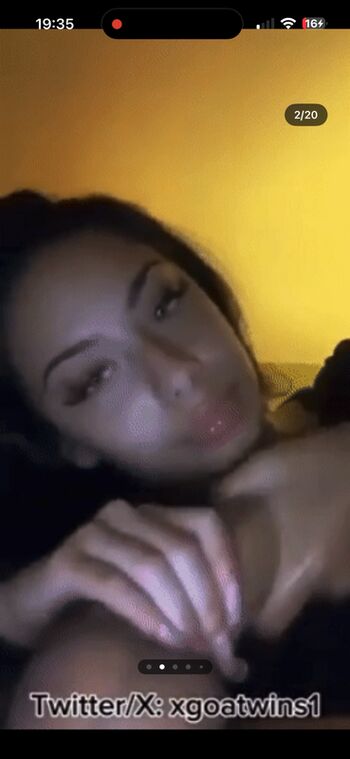 Full leaked Essaere/ private onlyfans photo