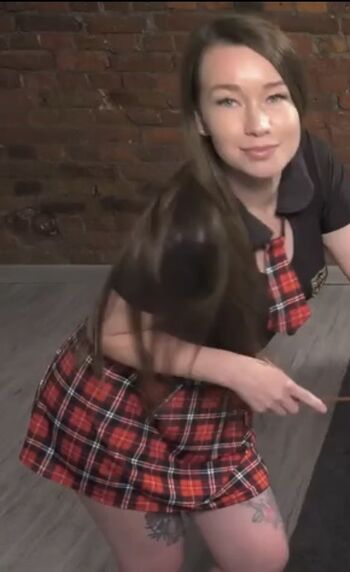 Full leaked Girls in wedgy fitness shorts/ private onlyfans photo