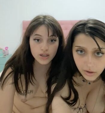 Full leaked Leannaghost/ private onlyfans photo
