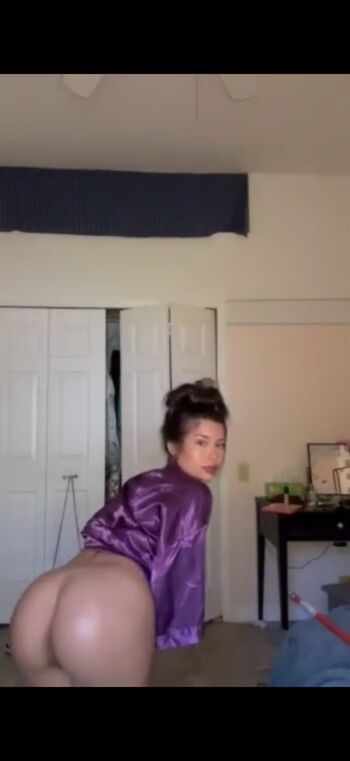 Full leaked Therealaly/ private onlyfans photo