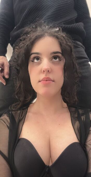 Full leaked Yunue yared/ private onlyfans photo