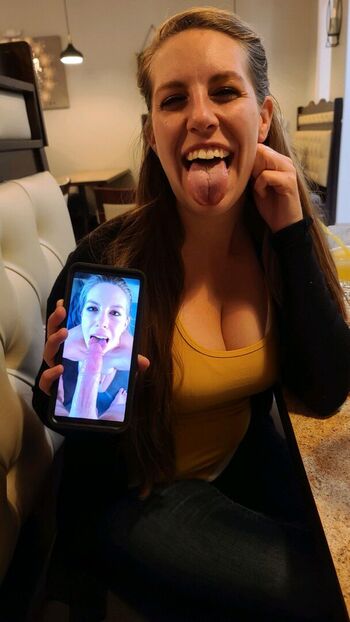 Full leaked Kalismallz / private onlyfans photo