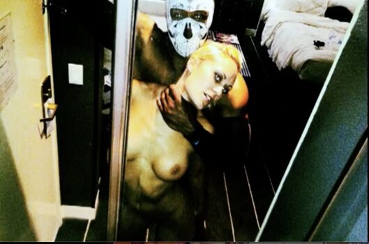 Full leaked Rileyevans irl/ private onlyfans photo