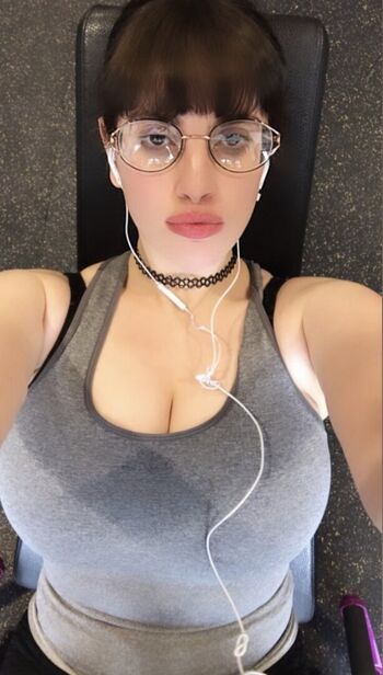 Full leaked Who is this  page private onlyfans photo