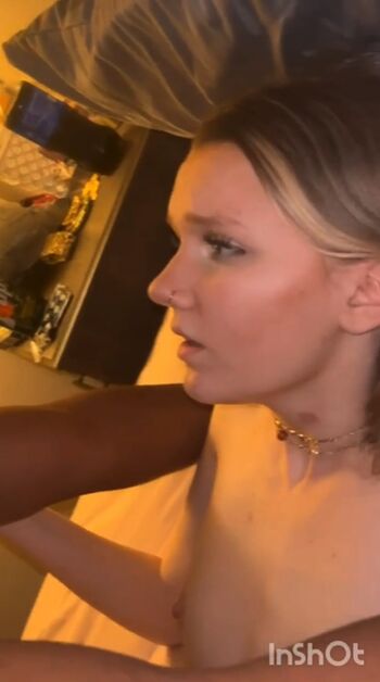 Full leaked Kitty simon/ private onlyfans photo