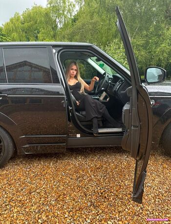 Full leaked Miacandygirl/ private onlyfans photo