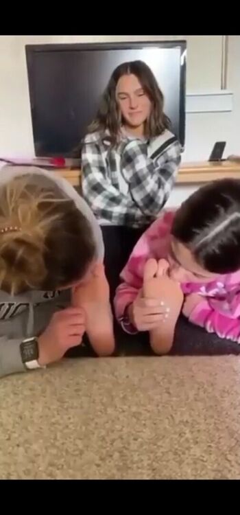 Full leaked Alexandra daddario/ private onlyfans photo