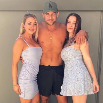 Full leaked Elizabeth rabbit/ private onlyfans photo