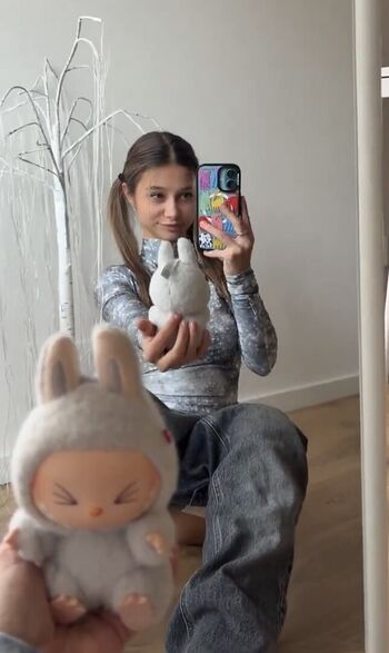 Full leaked Emmalu / private onlyfans photo