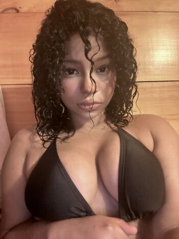 Full leaked Ejahazel/ private onlyfans photo