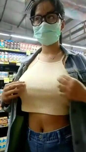 Full leaked Bella spark/ private onlyfans photo