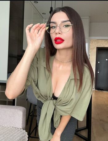 Full leaked Vltil/ private onlyfans photo