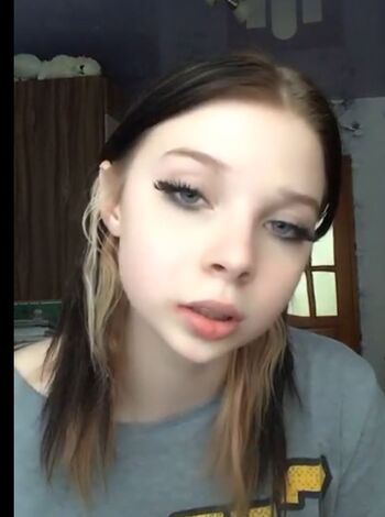 Full leaked Electro alice/ private onlyfans photo