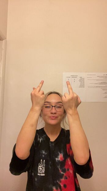 Full leaked Lyrafaefree/ private onlyfans photo