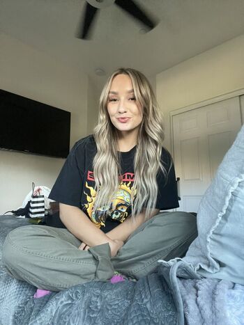 Full leaked Stoneyem/ private onlyfans photo