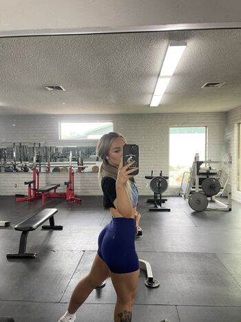 Full leaked Lilybrown/ private onlyfans photo