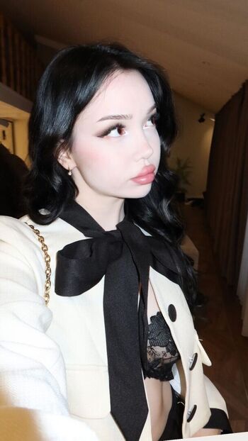 Full leaked Emily jezebelle hamilton/ private onlyfans photo