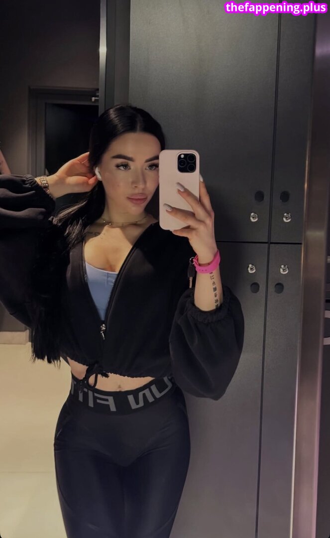 Full leaked Mymymarceline/ private onlyfans photo