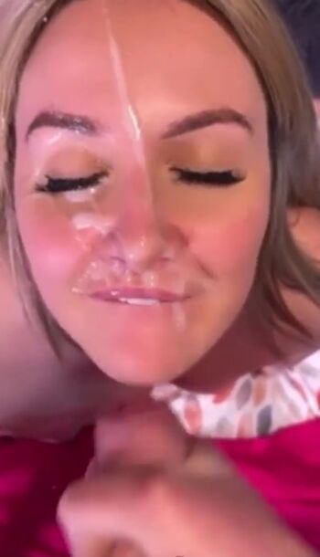 Full leaked Vera goth/ private onlyfans photo