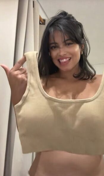 Full leaked Zo kravitz/ private onlyfans photo