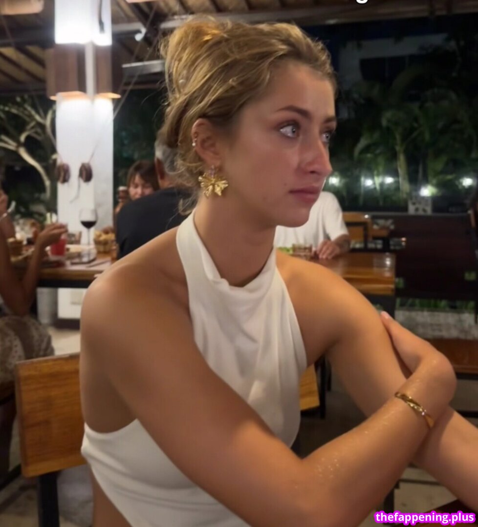 Full leaked Nayracastro/ private onlyfans photo