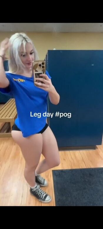 Full leaked Bigbooty ava/ private onlyfans photo