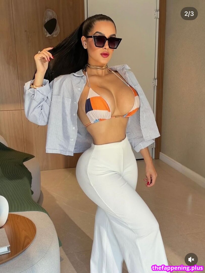 Full leaked Miska mila/ private onlyfans photo