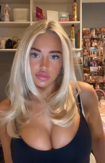 Full leaked Mayalane mayaneu/ private onlyfans photo