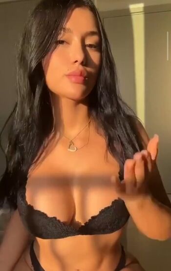 Full leaked Flowina paradise / private onlyfans photo