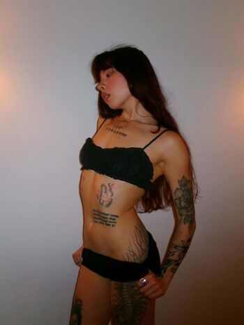 Full leaked Daddiesgirl / private onlyfans photo