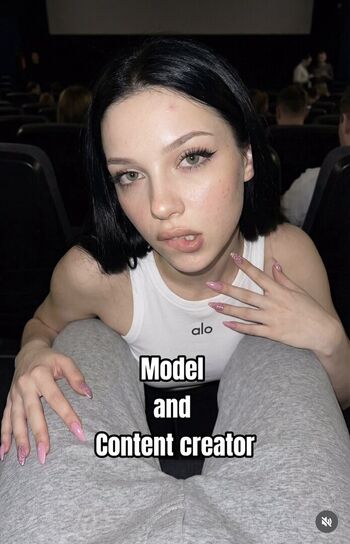 Full leaked Nika murr/ private onlyfans photo